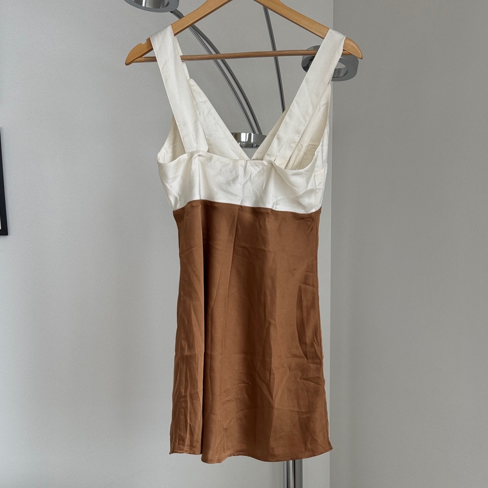 Abercrombie & Fitch Cream and Brown Two-Tone Slip Dress - Picture 3 of 3